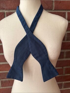 Hermès Quiet Luxury Navy Blue Silk Bow Tie